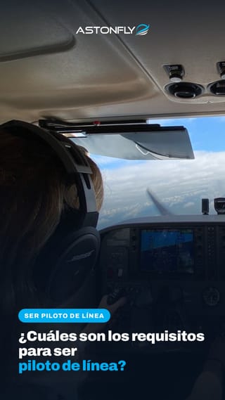 Instructor de Astonfly explicando los requisitos para ser piloto de línea